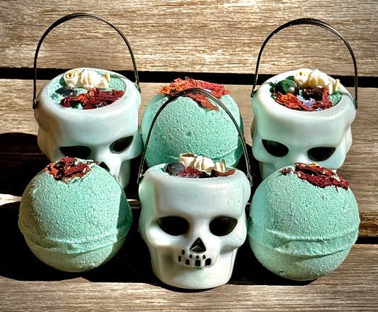 Skeleton Spell Cauldron