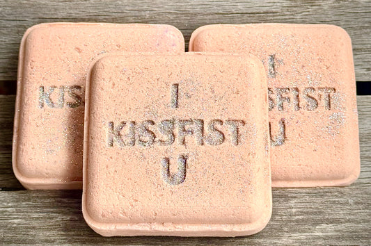 I Kissfist U